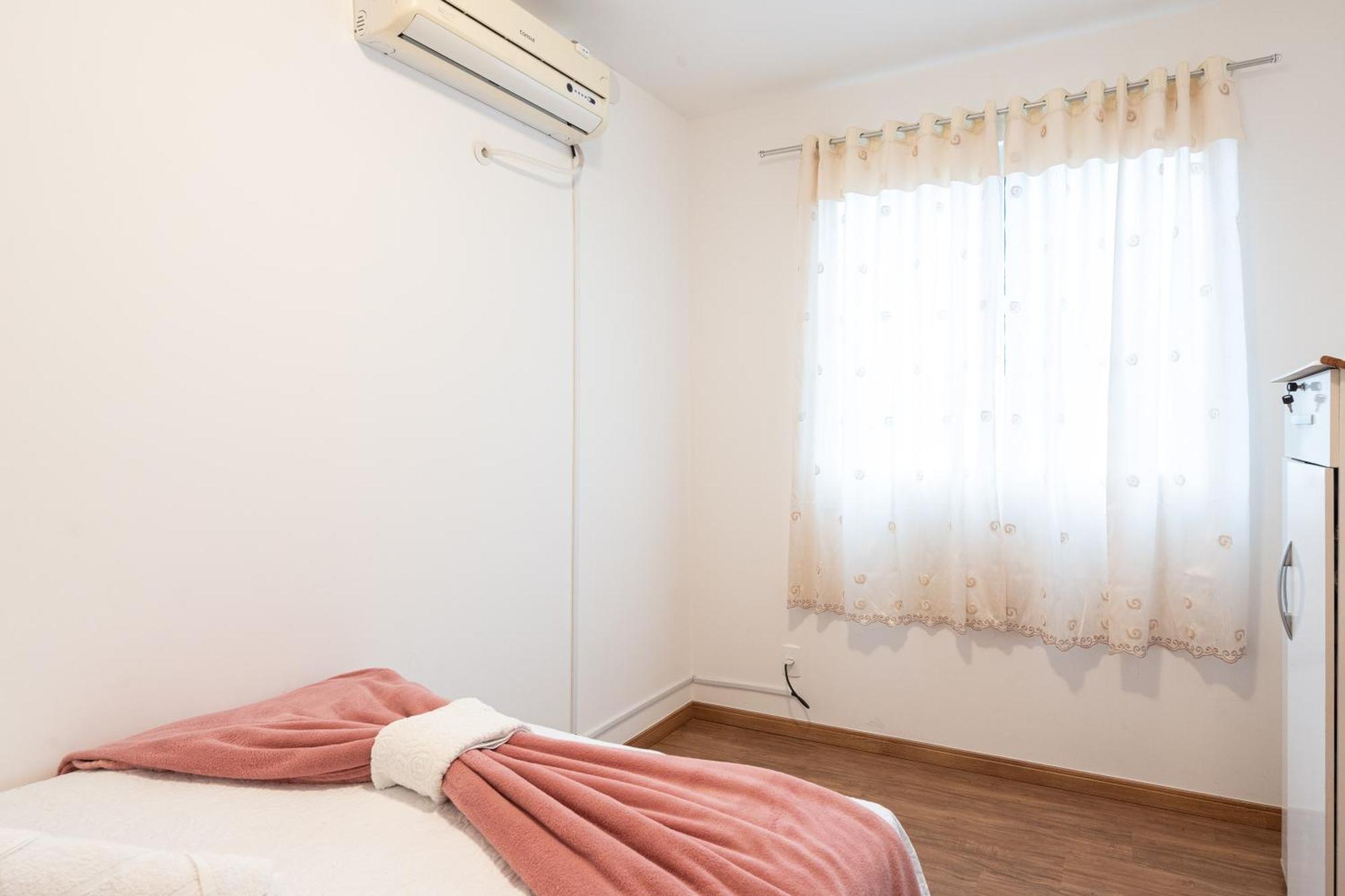 Aptos Completos Com Vista Mar Pe Na Areia Em Barra Velha Em Condominio Resort Com Spa, Piscina, Quadra De Futebol, Sala De Jogos, Brinquedoteca, Complexo Com Diversos Comercios الغرفة الصورة